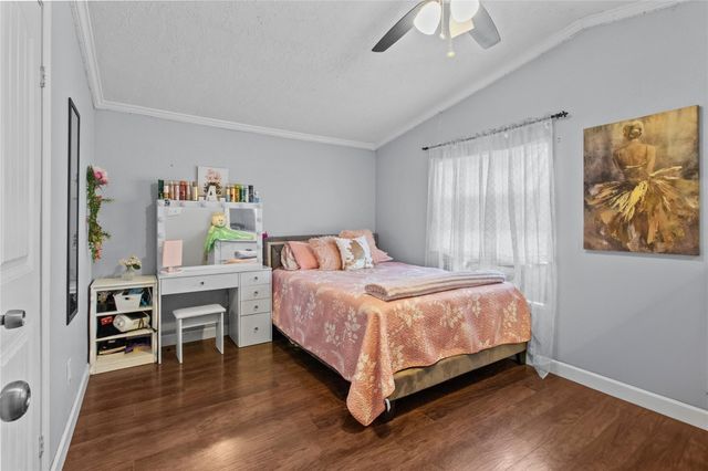 706 11th Street, San Leon, TX 77539