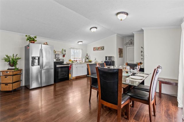 706 11th Street, San Leon, TX 77539