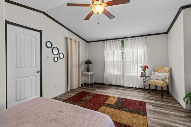 706 11th Street, San Leon, TX 77539
