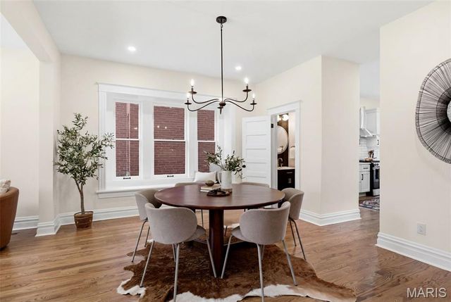 4138 Botanical Avenue, St Louis, MO 63110