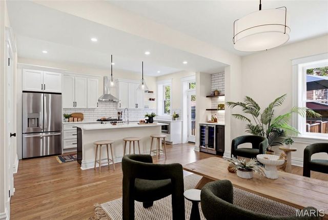 4138 Botanical Avenue, St Louis, MO 63110