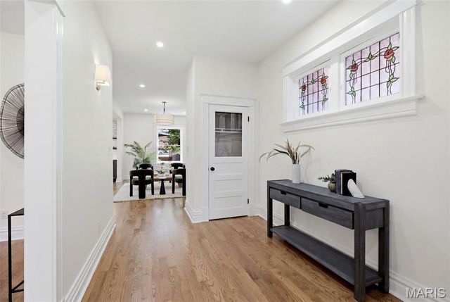 4138 Botanical Avenue, St Louis, MO 63110