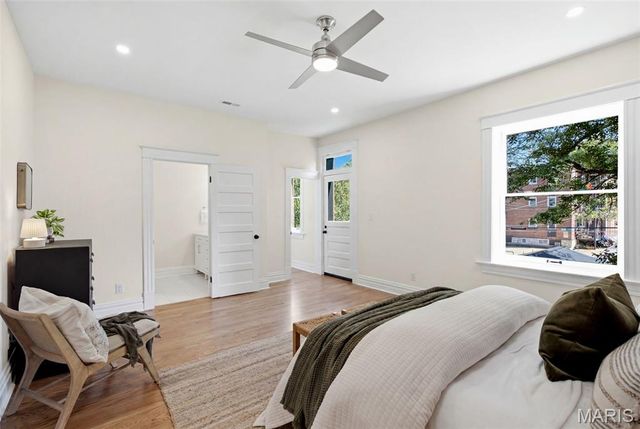 4138 Botanical Avenue, St Louis, MO 63110