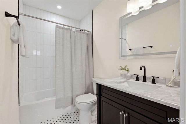 4138 Botanical Avenue, St Louis, MO 63110