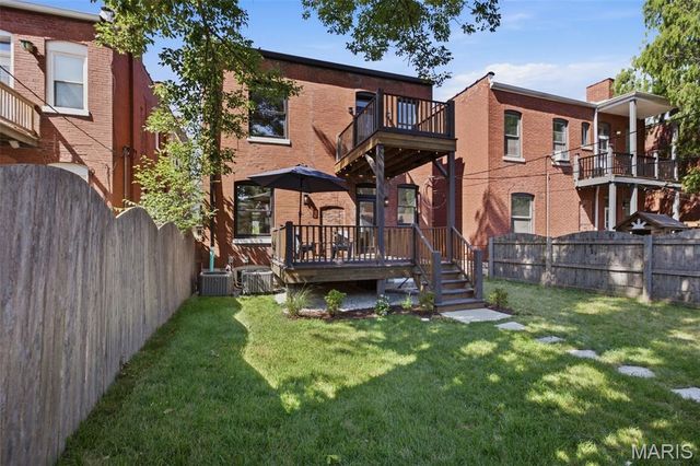 4138 Botanical Avenue, St Louis, MO 63110