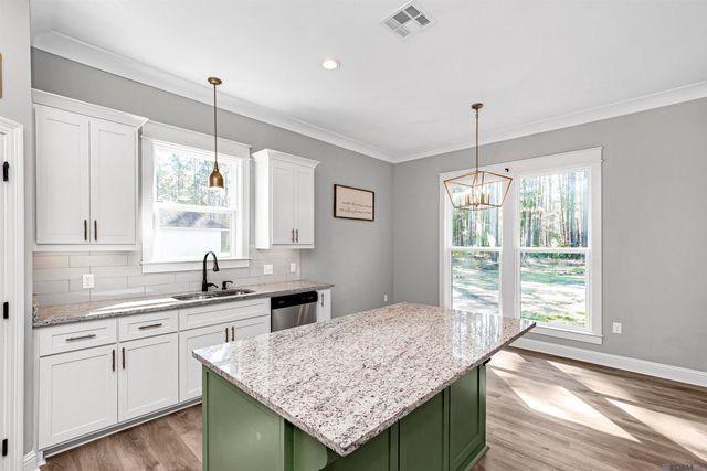 12652 Brown Rd, Denham Springs, LA 70726