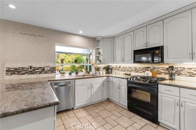 39774 Amberley, Temecula, CA 92591