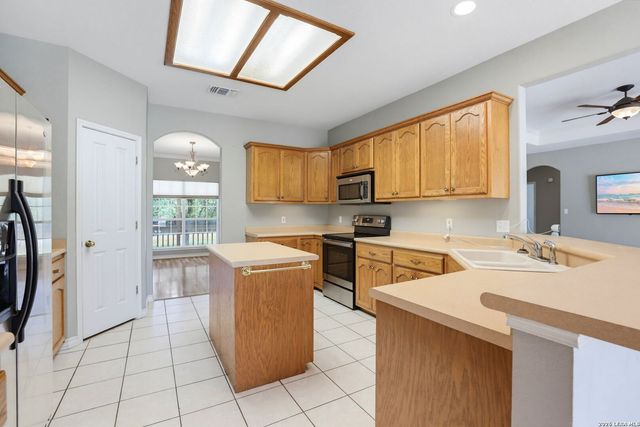 1220 Country View Dr.,, La Vernia, TX 78121