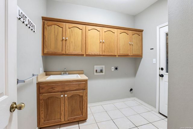 1220 Country View Dr.,, La Vernia, TX 78121