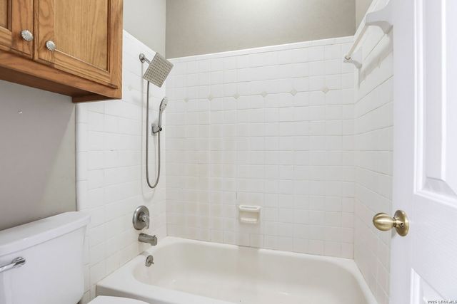 1220 Country View Dr.,, La Vernia, TX 78121