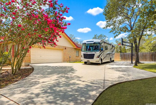 1220 Country View Dr.,, La Vernia, TX 78121