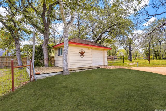 1220 Country View Dr.,, La Vernia, TX 78121