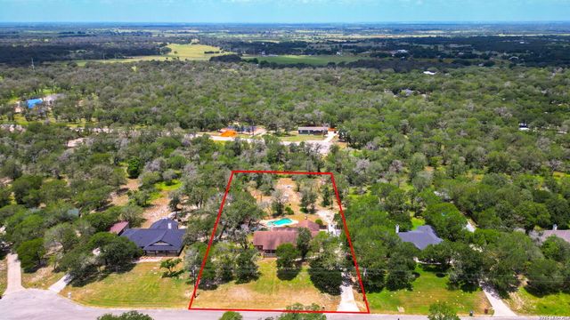 1220 Country View Dr.,, La Vernia, TX 78121