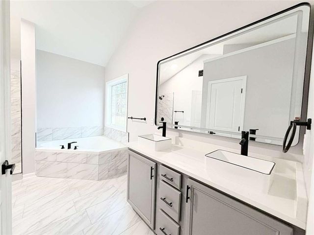 353 Madison Avenue, Hampton, GA 30228