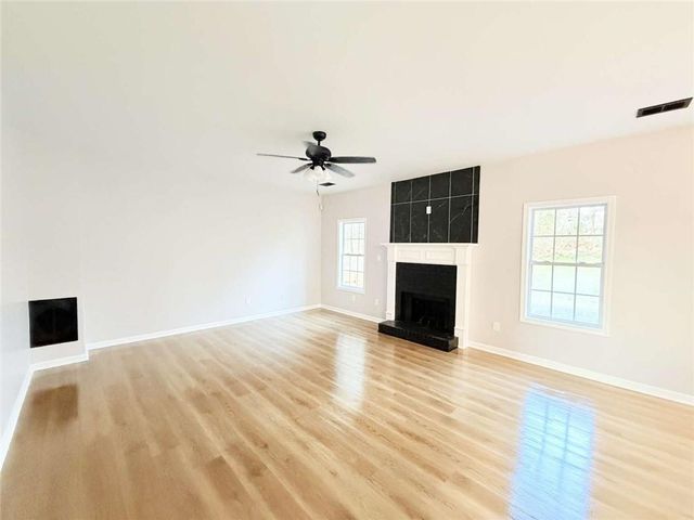 353 Madison Avenue, Hampton, GA 30228