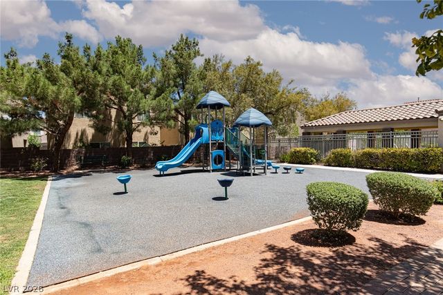 9155 McGinnis Avenue, Las Vegas, NV 89148