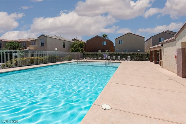9155 McGinnis Avenue, Las Vegas, NV 89148