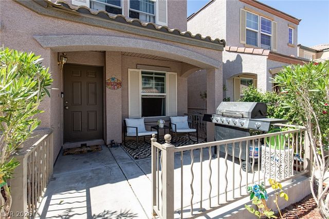 9155 McGinnis Avenue, Las Vegas, NV 89148