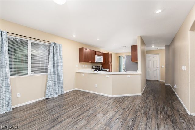 9155 McGinnis Avenue, Las Vegas, NV 89148