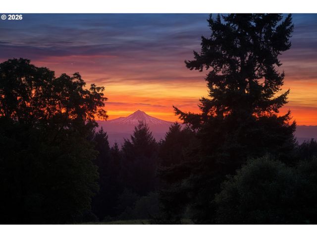17730 Ne SUNRISE PEAKS Ln, Hillsboro, OR 97123
