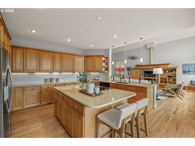 17730 Ne SUNRISE PEAKS Ln, Hillsboro, OR 97123