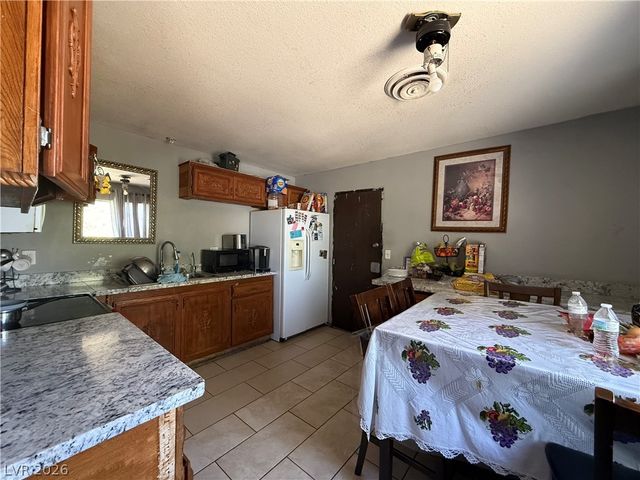 4202 Paramount Street, Las Vegas, NV 89115