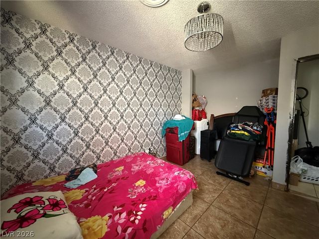 4202 Paramount Street, Las Vegas, NV 89115
