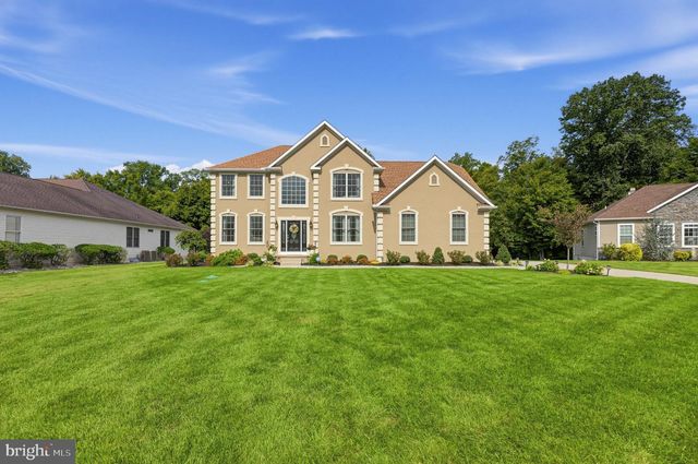 4 KENNETH CT, Sewell, NJ 08080