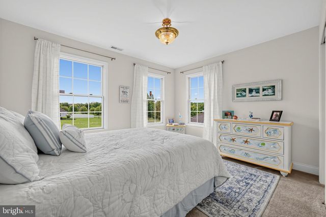 4 KENNETH CT, Sewell, NJ 08080