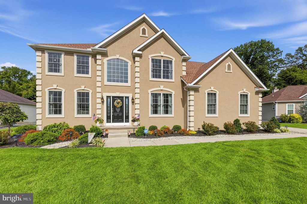 4 KENNETH CT, Sewell, NJ 08080 — exterior
