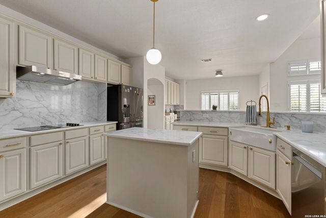 19207 TIERRA CV, San Antonio, TX 78258