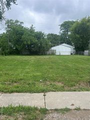 20908 Woodward Street, Clinton Township, MI 48035