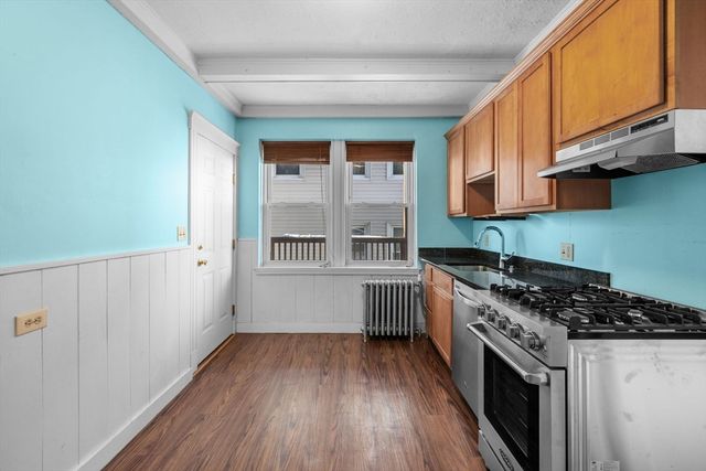 6-R Hazel Ter 1, Salem, MA 01970