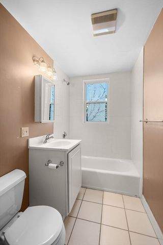 6-R Hazel Ter 1, Salem, MA 01970