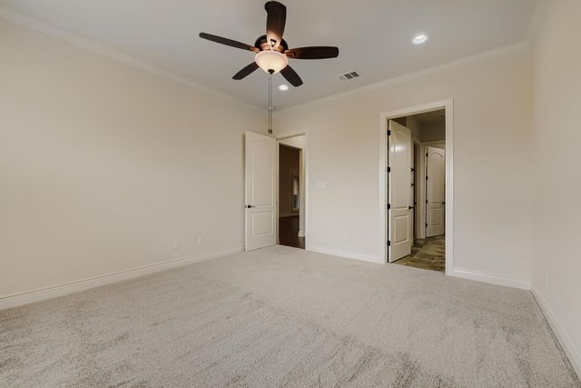 105 Lucia CIR 1, Lakeway, TX 78734