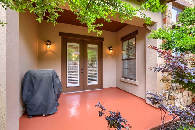 105 Lucia CIR 1, Lakeway, TX 78734