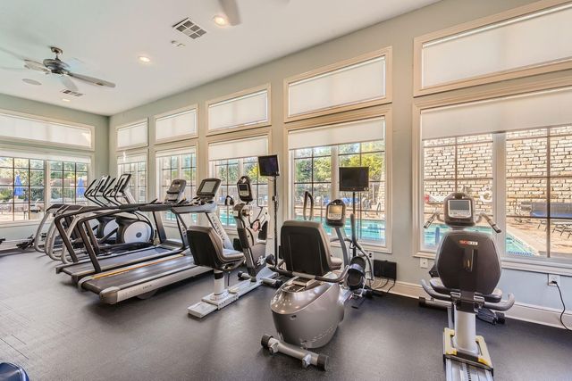 105 Lucia CIR 1, Lakeway, TX 78734