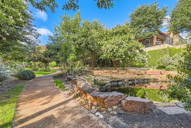 105 Lucia CIR 1, Lakeway, TX 78734