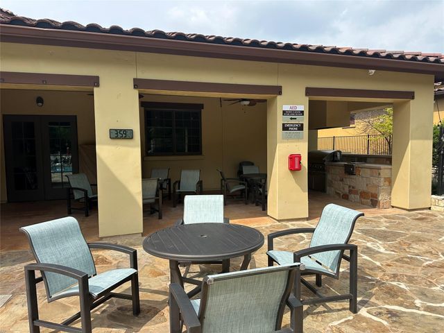 105 Lucia CIR 1, Lakeway, TX 78734