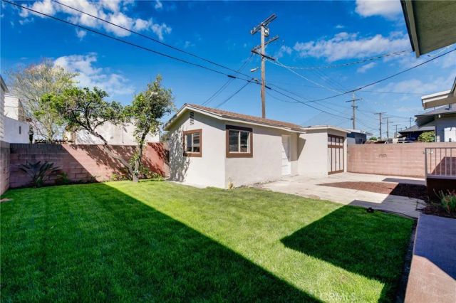 2947 S Hobart, Los Angeles, CA 90018
