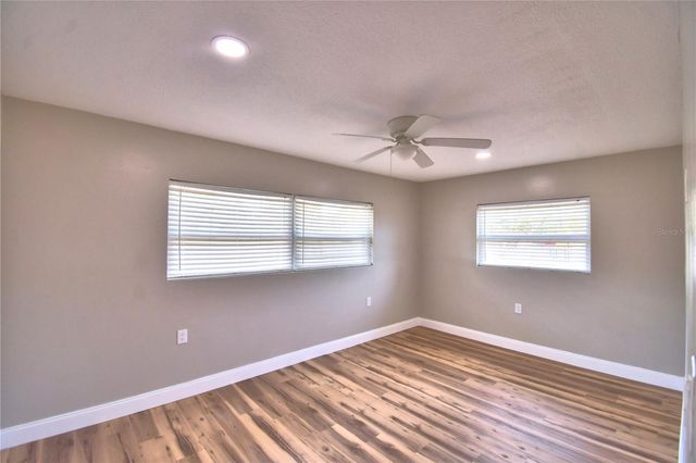 3553 CENTER CIRCLE, Largo, FL 33774