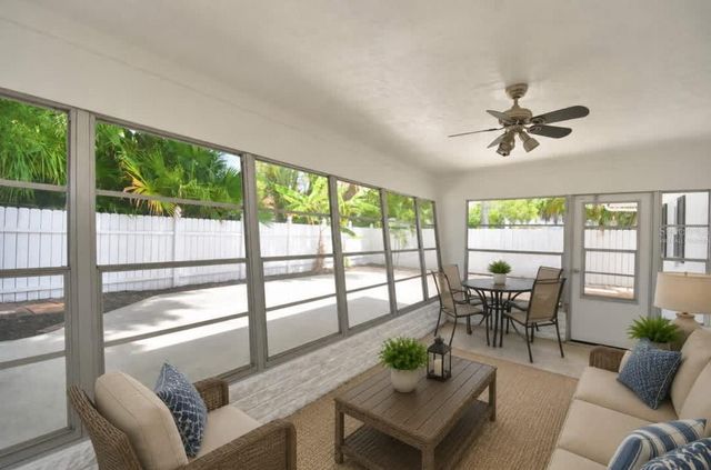 3553 CENTER CIRCLE, Largo, FL 33774