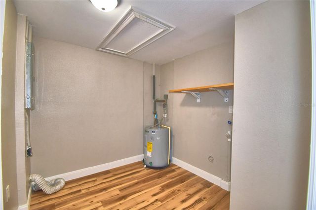 3553 CENTER CIRCLE, Largo, FL 33774