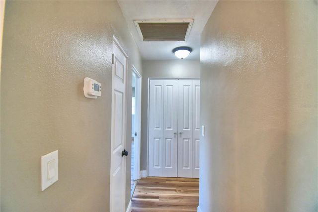 3553 CENTER CIRCLE, Largo, FL 33774