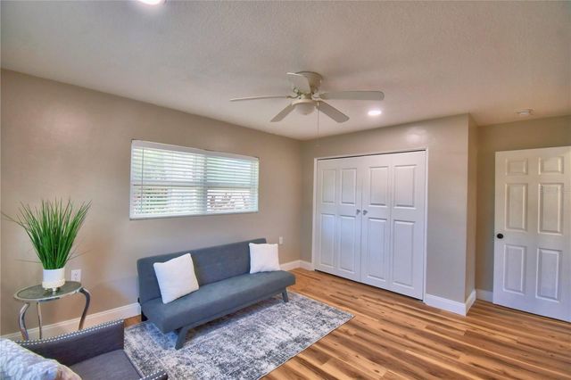 3553 CENTER CIRCLE, Largo, FL 33774