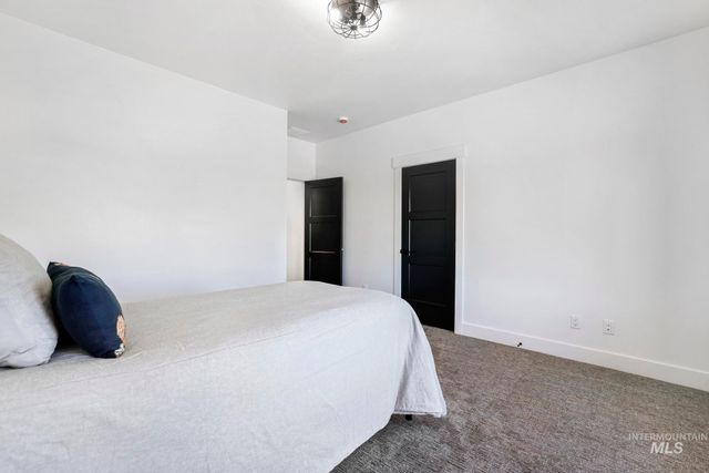 4288 N 2400 E, Filer, ID 83328