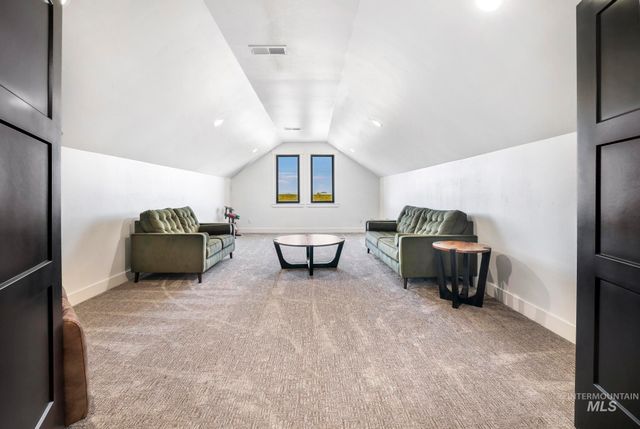 4288 N 2400 E, Filer, ID 83328