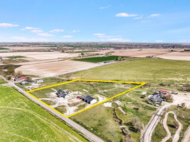 4288 N 2400 E, Filer, ID 83328