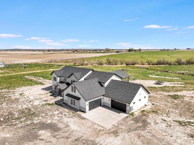 4288 N 2400 E, Filer, ID 83328