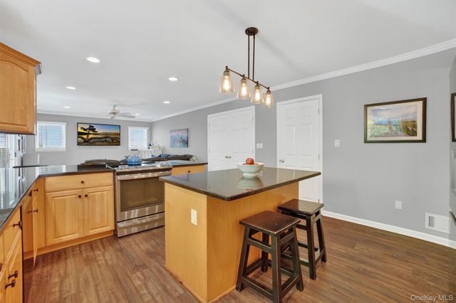 2864 Hedwig Drive, Yorktown Heights, NY 10598